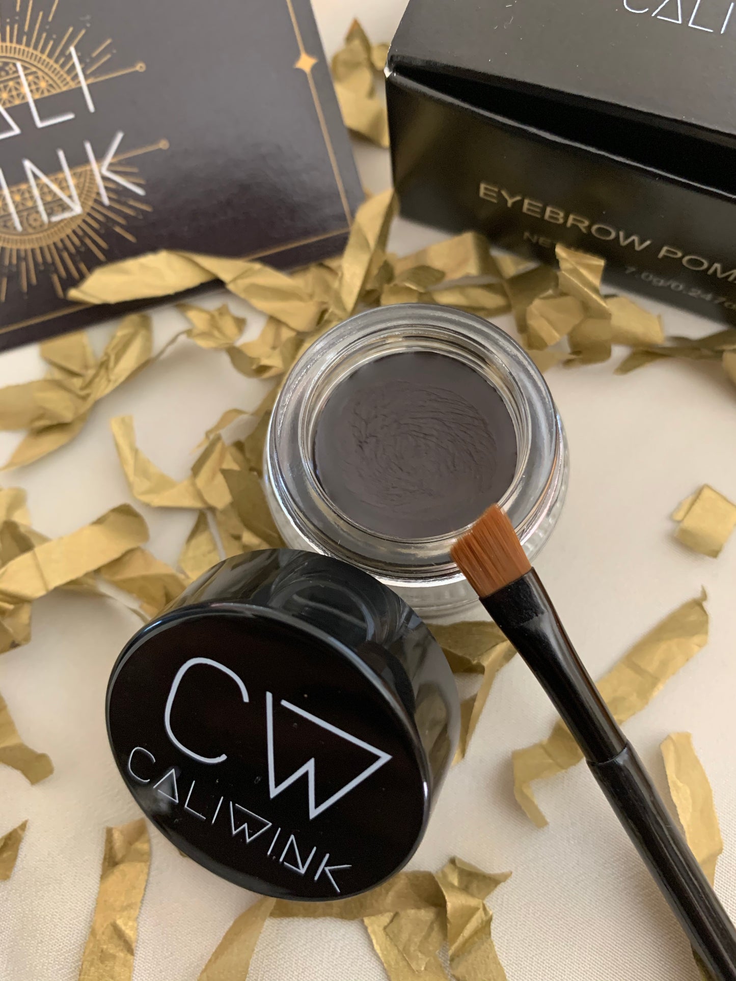 EYEBROW POMADE