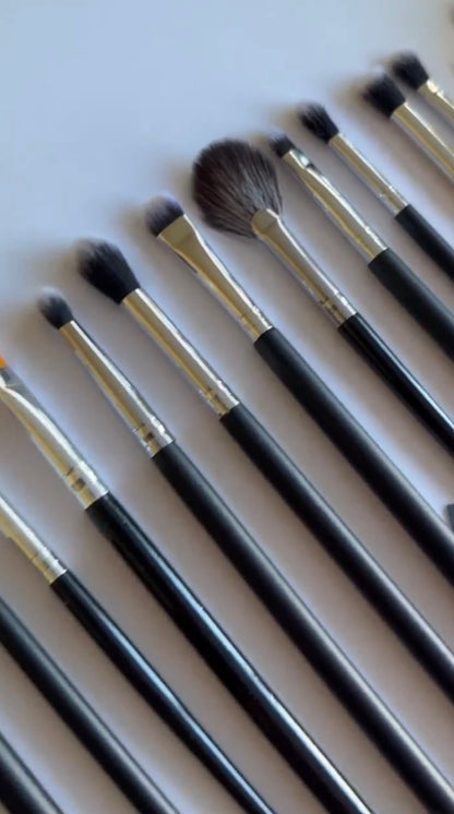 PRECISION SHADOW BRUSHES