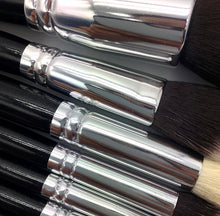 Load image into Gallery viewer, LUXURY 15 MAKEUP BRUSH SET